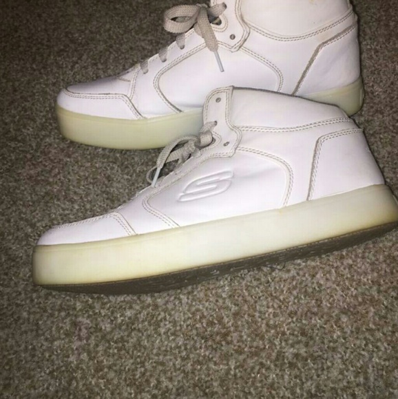 Skechers light up - Picture 2 of 3